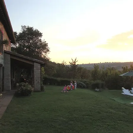 Casa vacanze Casale San Bartolomeo *
